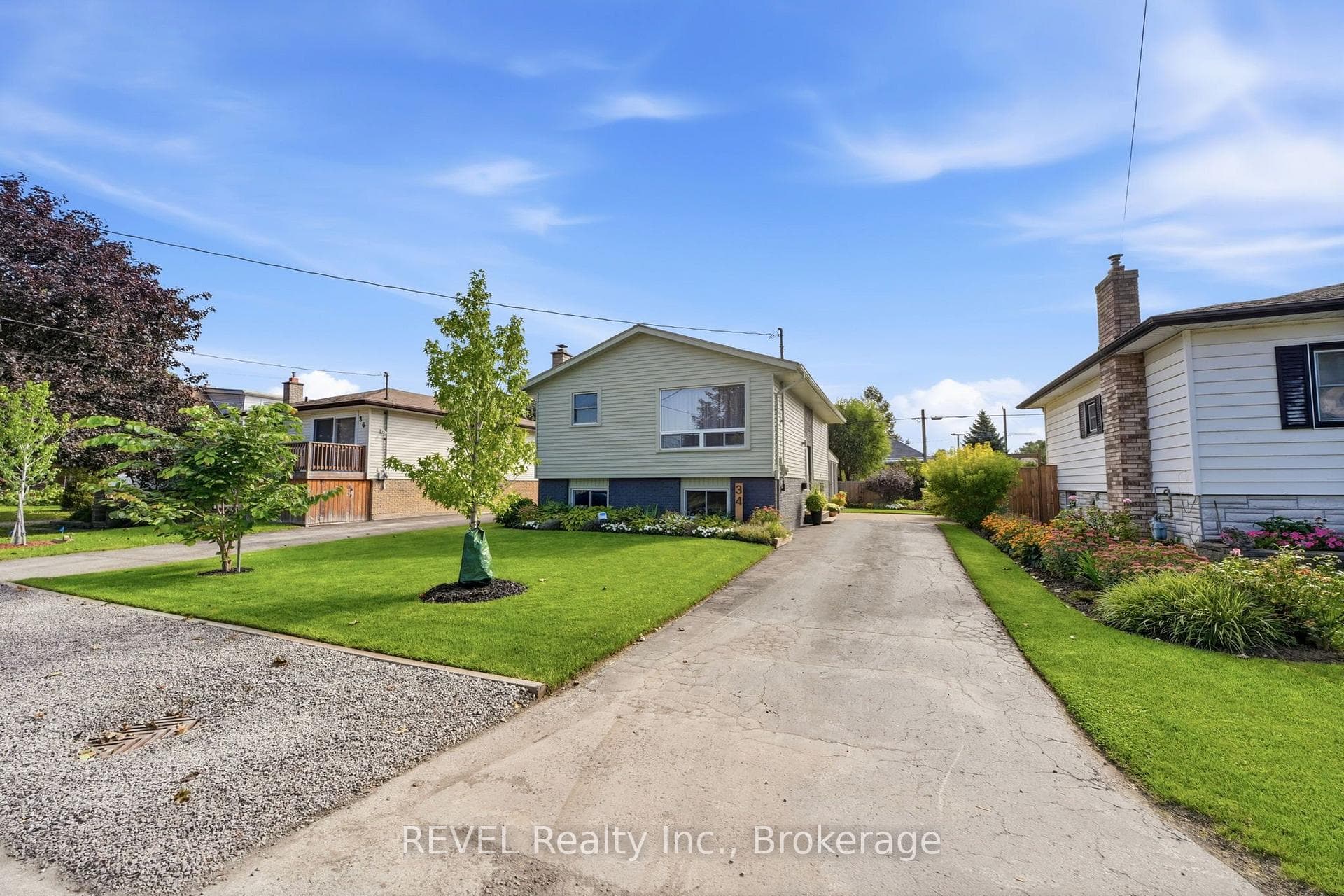 34 Oakwood Street, Port Colborne, ON L3K 5E9