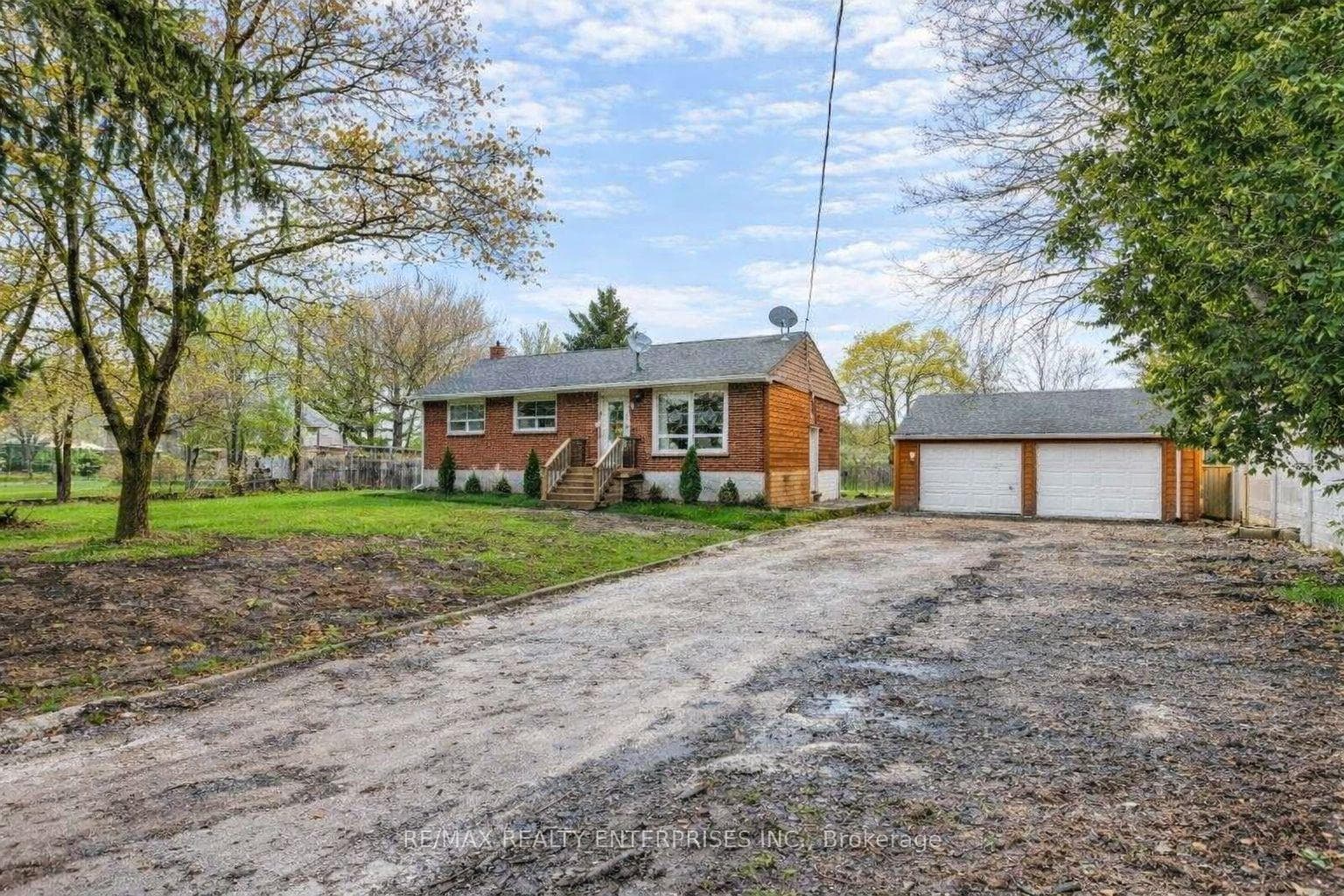 10859 Fifth Line, Halton Hills, ON L7G 4S6