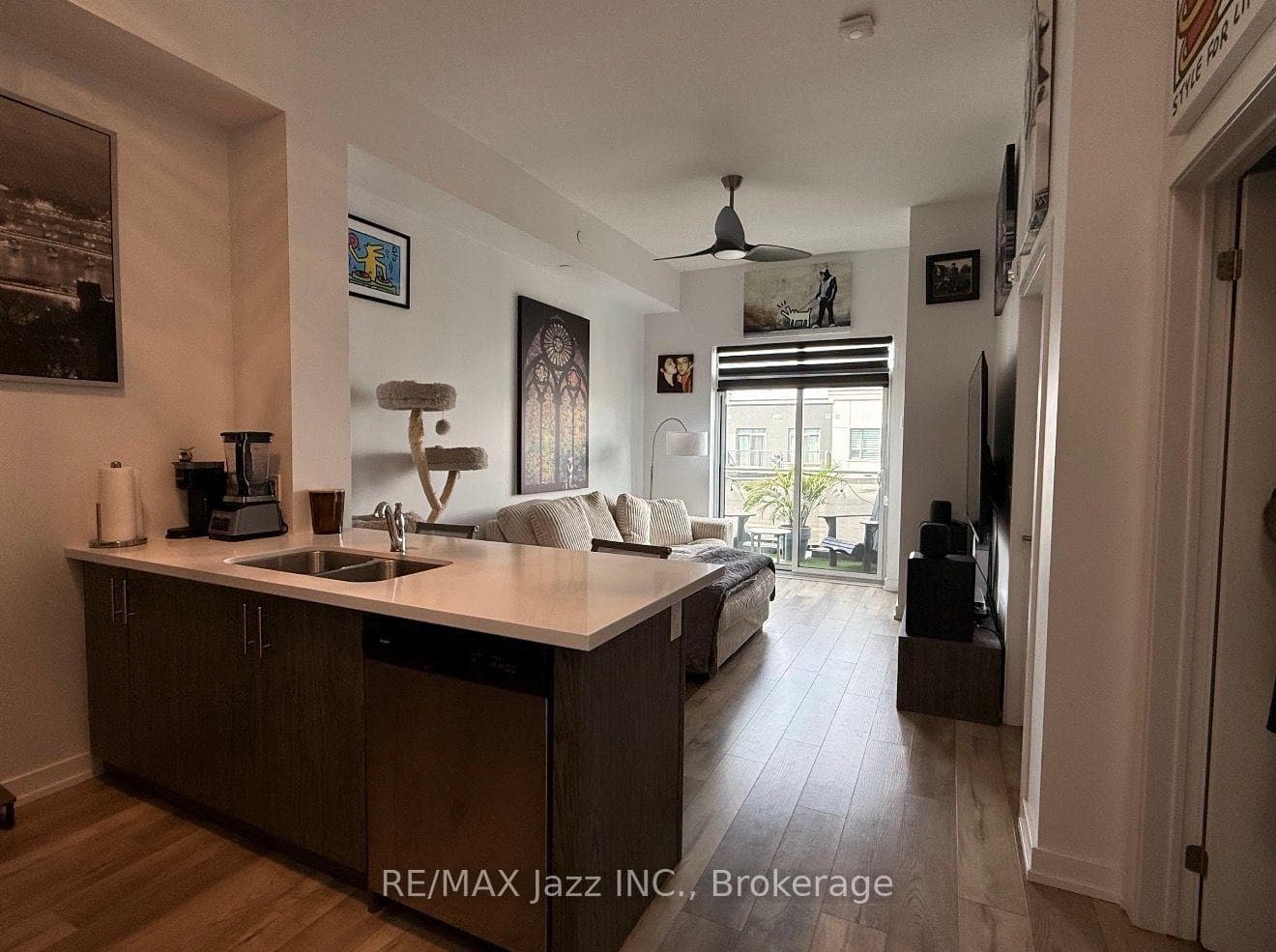 5055 Greenlane Road 625, Lincoln, ON L0R 1B3