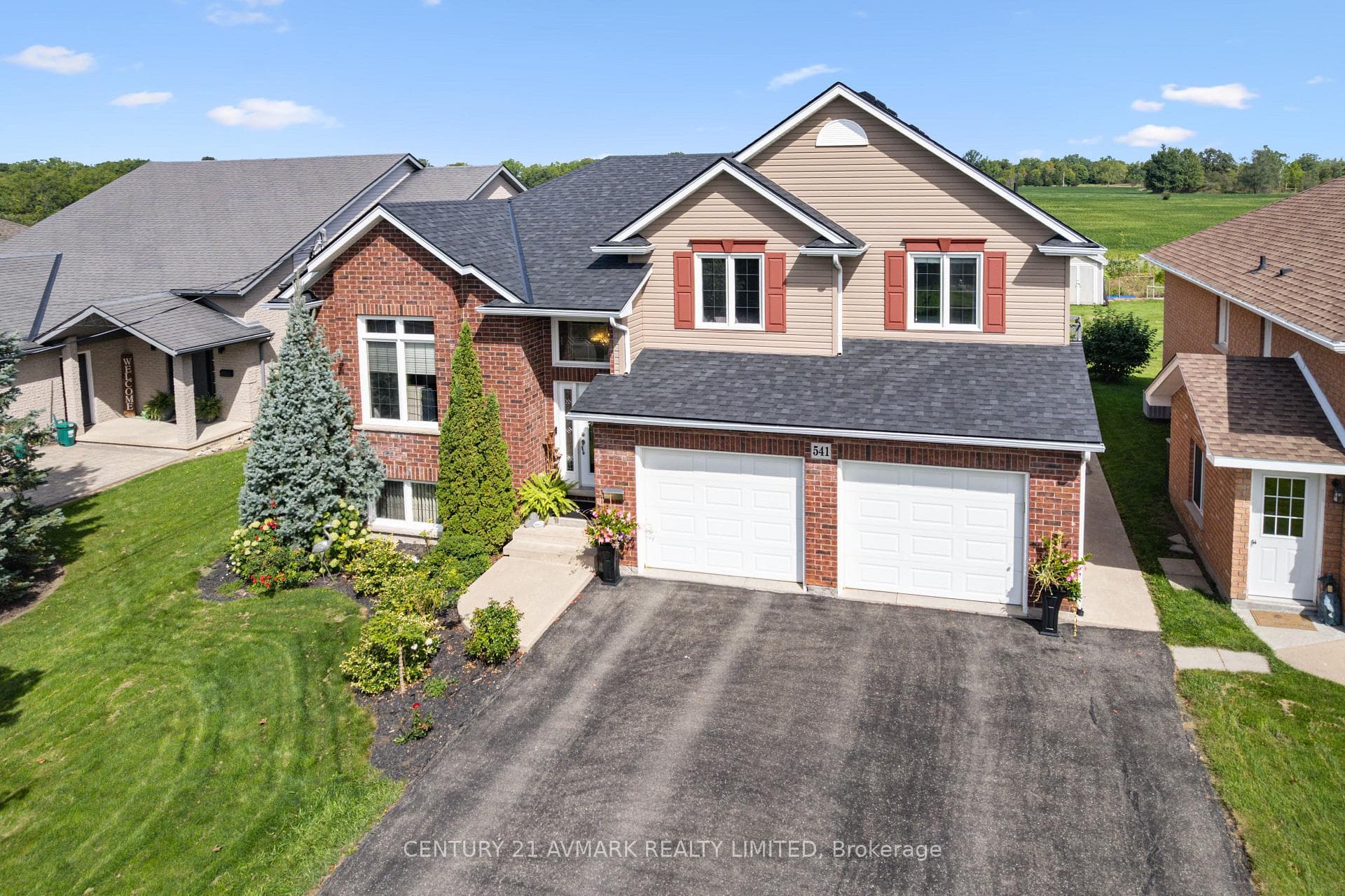 541 Barrick Road, Port Colborne, ON L3K 4C1