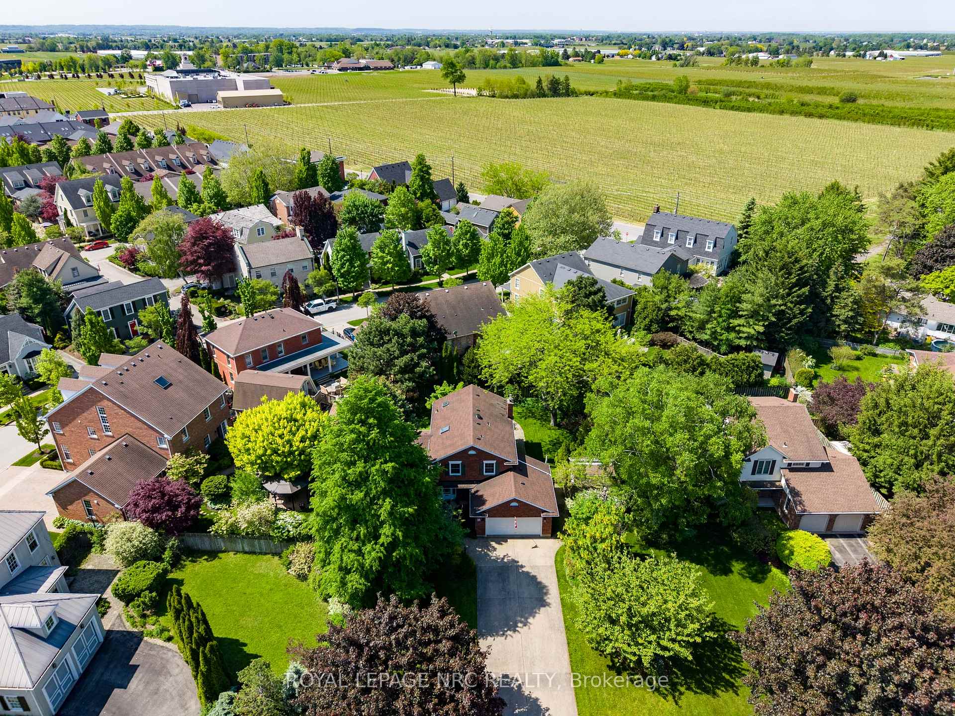 35 Garrison Village Drive, Niagara-on-the-Lake, ON L0S 1J0