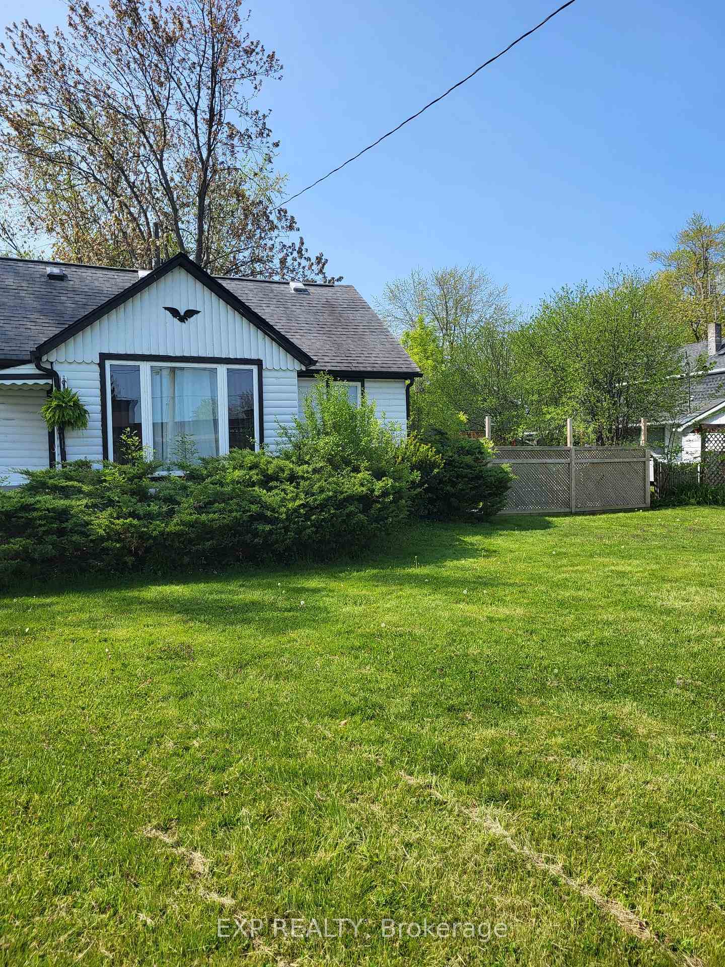 1317 DOMINION Road, Fort Erie, ON L2A 1J2