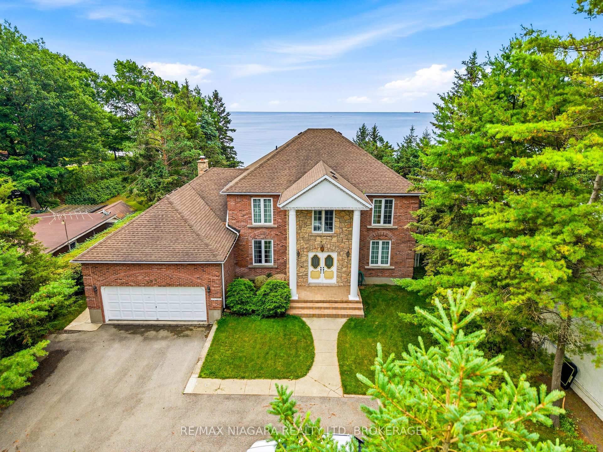 599 Lakeshore Road E, Port Colborne, ON L3K 5V3