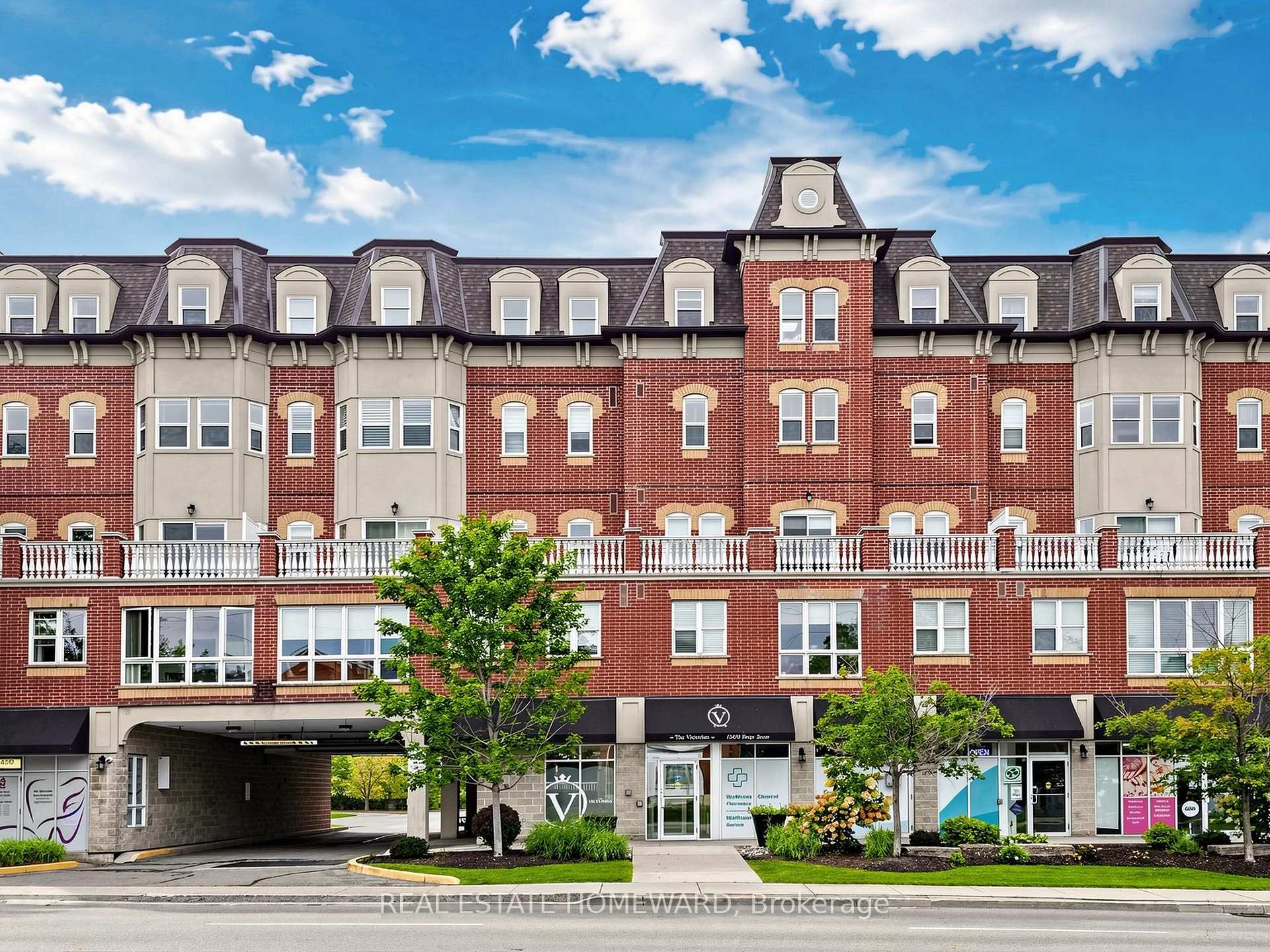15450 Yonge Street 309, Aurora, ON L4G 0K1