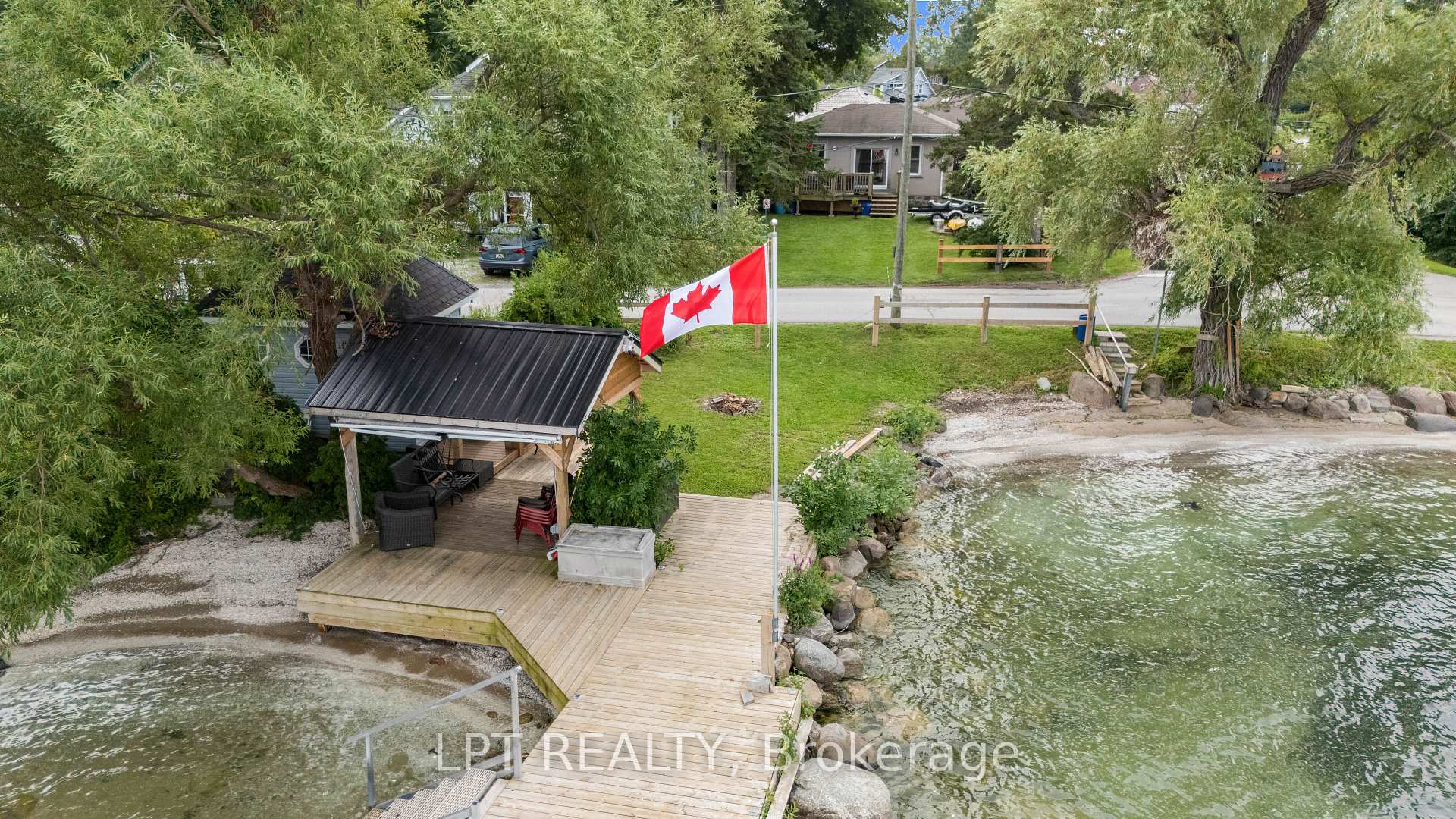 427 Lake Drive E, Georgina, ON L0E 1S0