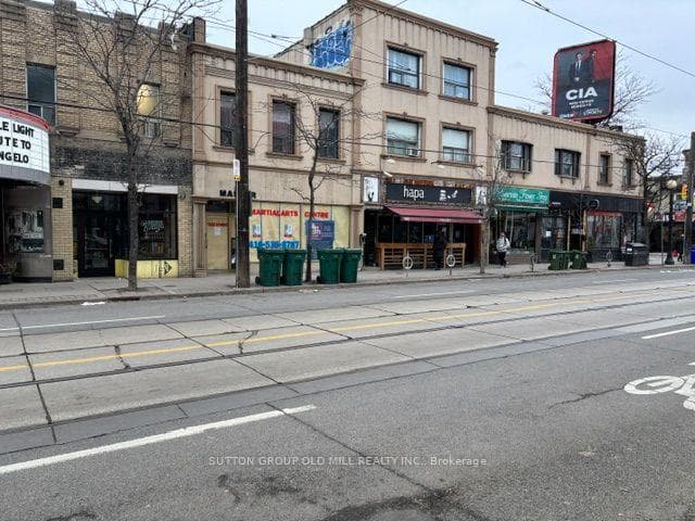 604 College Street, Toronto, ON M6G 1B4