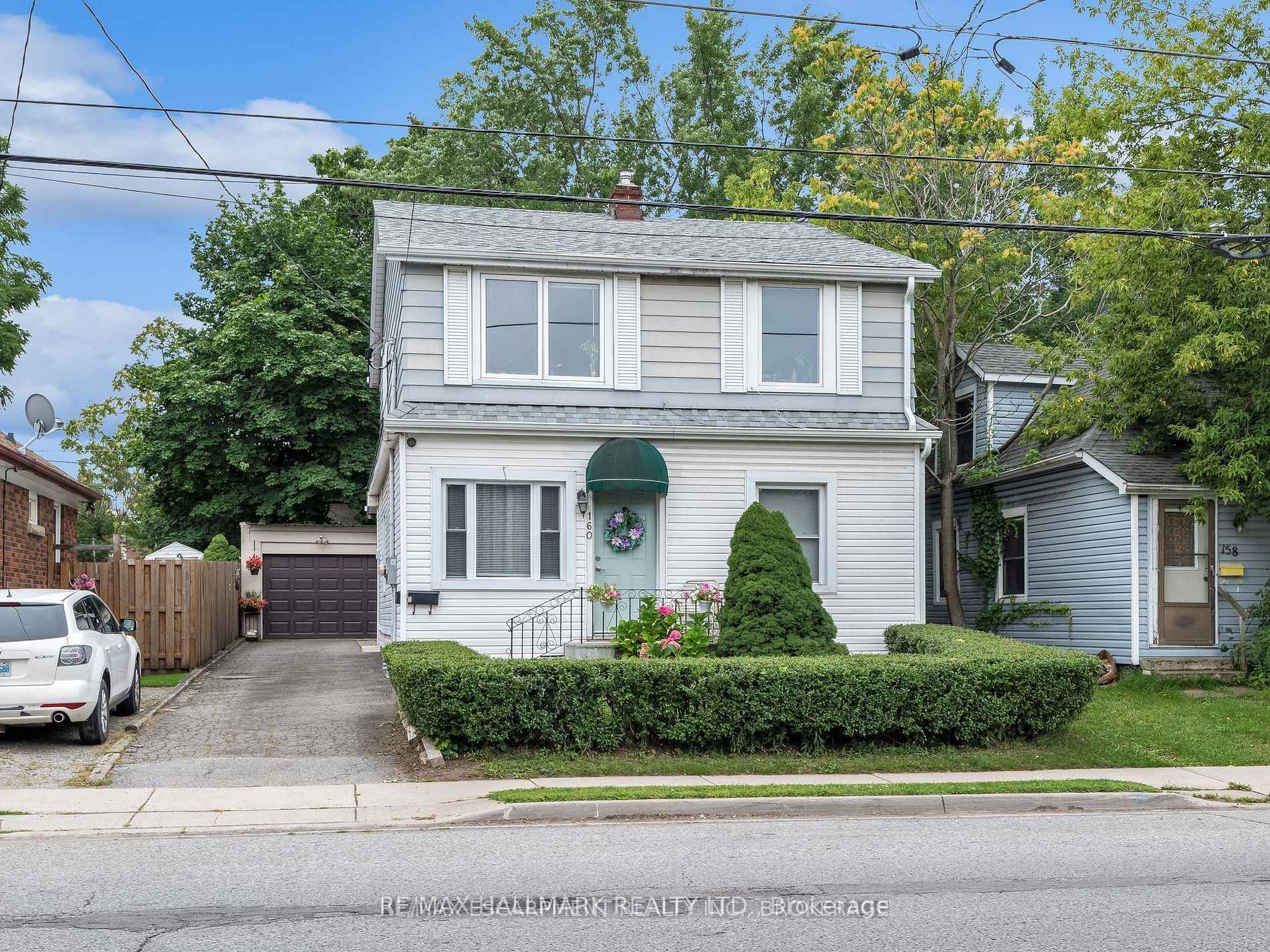 160 Welland Avenue Upper, St. Catharines, ON L2R 2N6