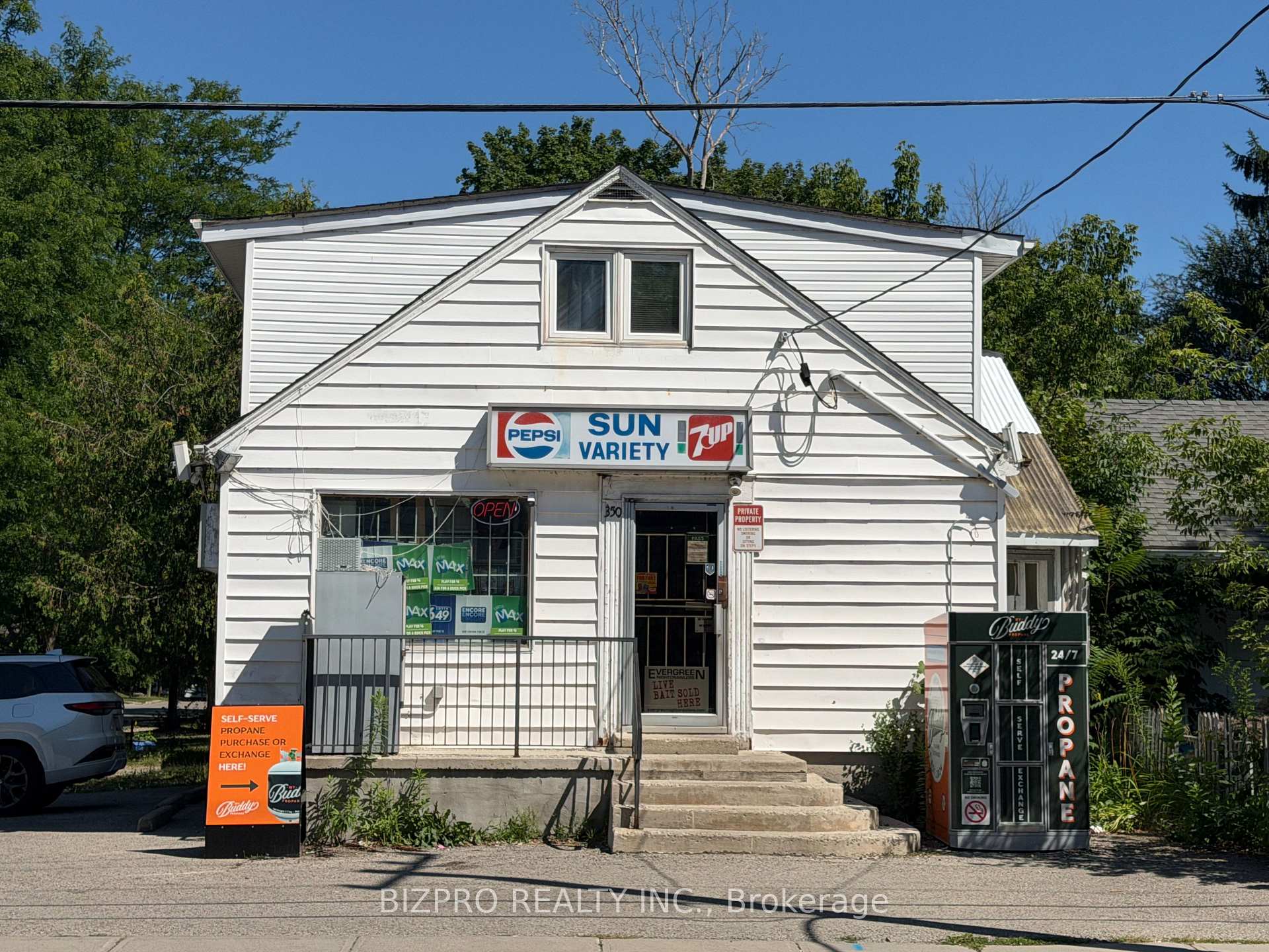 350 Thompson Road, London South, ON N5Z 2Z7