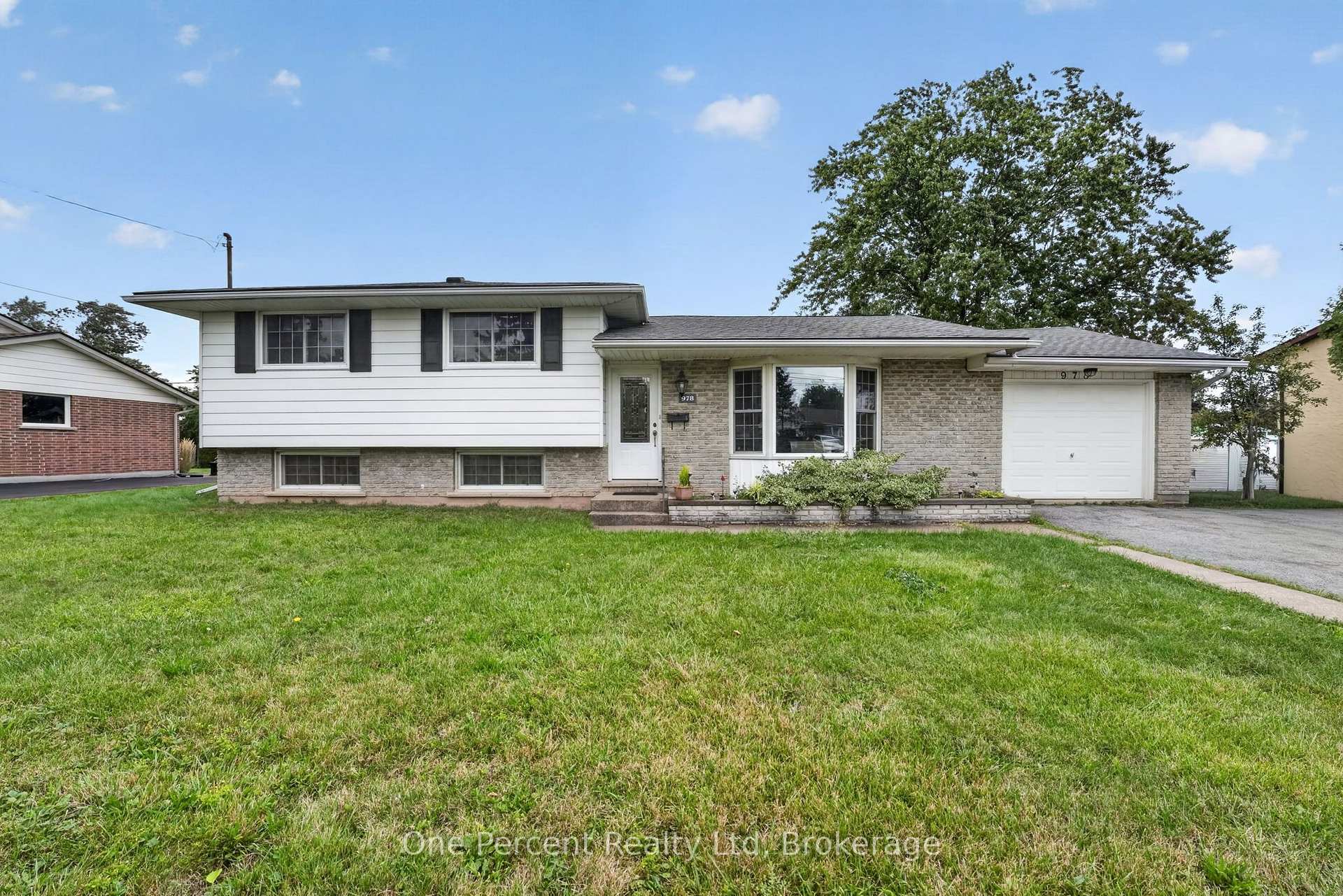 978 Ferndale Avenue, Fort Erie, ON L2A 5S8
