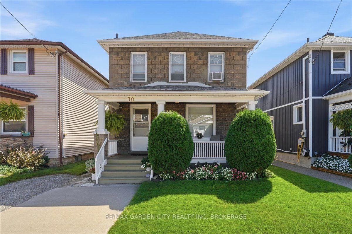70 Lowell Avenue, St. Catharines, ON L3R 2E1