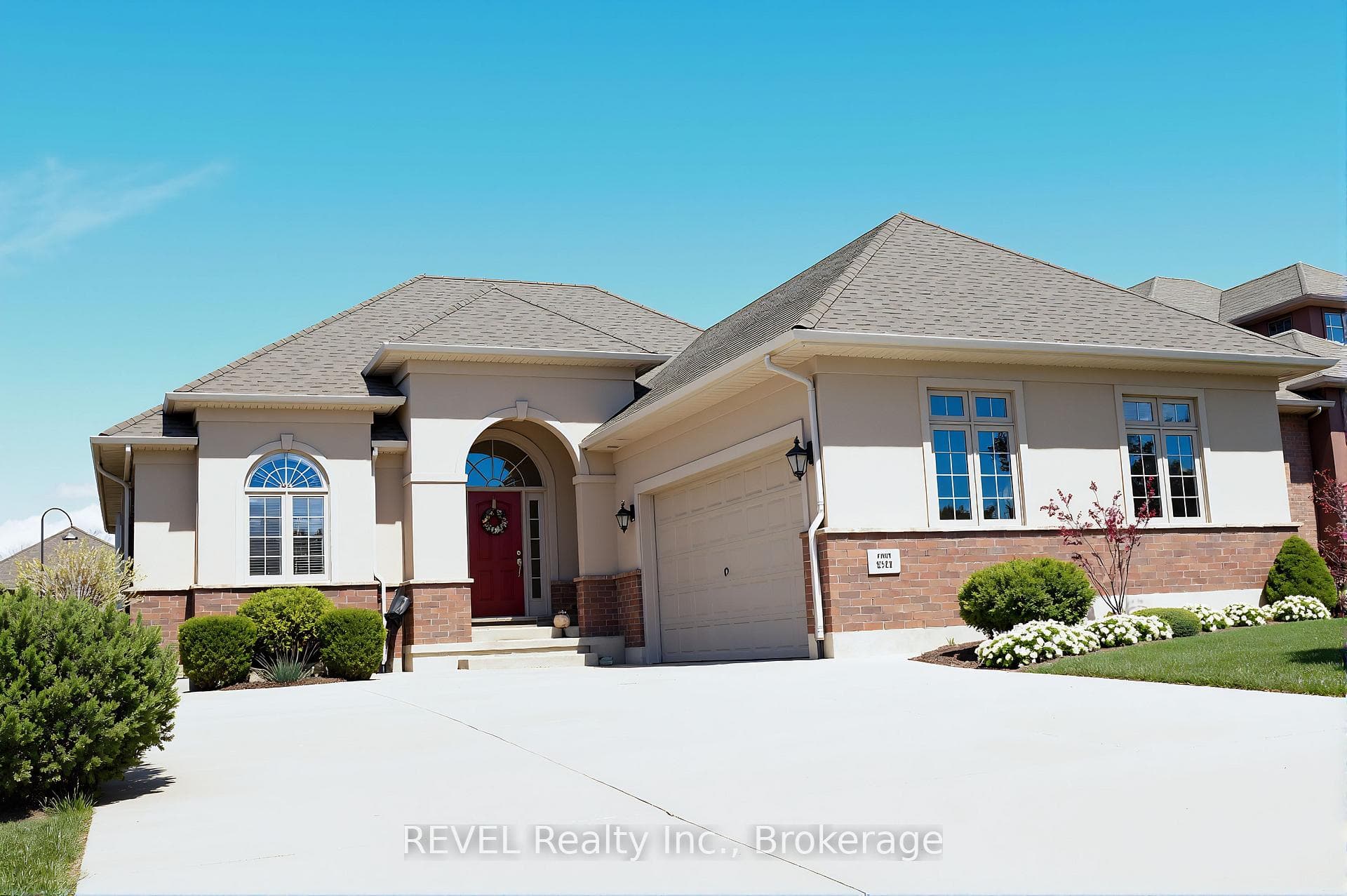 32 Magnolia Lane, Welland, ON L3B 6H9