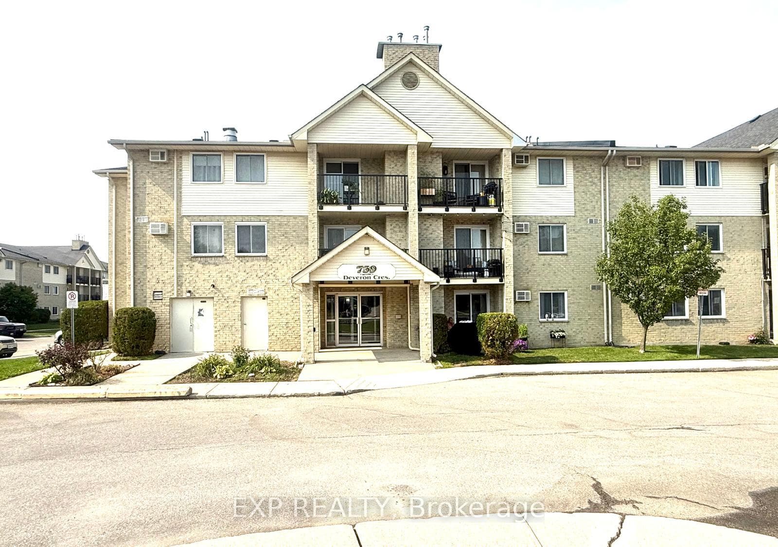 739 Deveron Crescent 210, London South, ON N5Z 4Y1